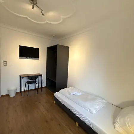In 2141og 4 Schlafzimmer Mit Terrasse ,kueche, Bad, Wuerzburg, Versbach شقة فورتسبورغ