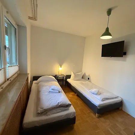 In 2141og 4 Schlafzimmer Mit Terrasse ,kueche, Bad, Wuerzburg, Versbach * فورتسبورغ