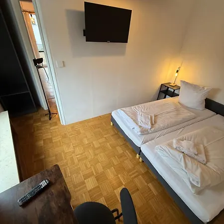 In 2141og 4 Schlafzimmer Mit Terrasse ,kueche, Bad, Wuerzburg, Versbach شقة فورتسبورغ