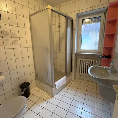 In 2141og 4 Schlafzimmer Mit Terrasse ,kueche, Bad, Wuerzburg, Versbach فورتسبورغ