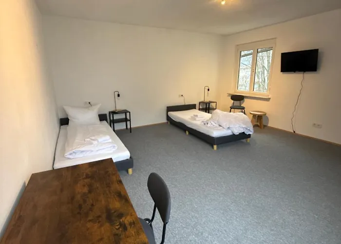 All In Apartments 4 Schlafzimmer Mit Terrasse ,Kueche, Bad, Wuerzburg, Versbach Apartman *